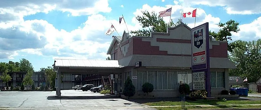 Falls Lodge By The Falls Niagara Falls Canada
